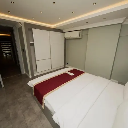 Hotel The Sisli Beijing 4*